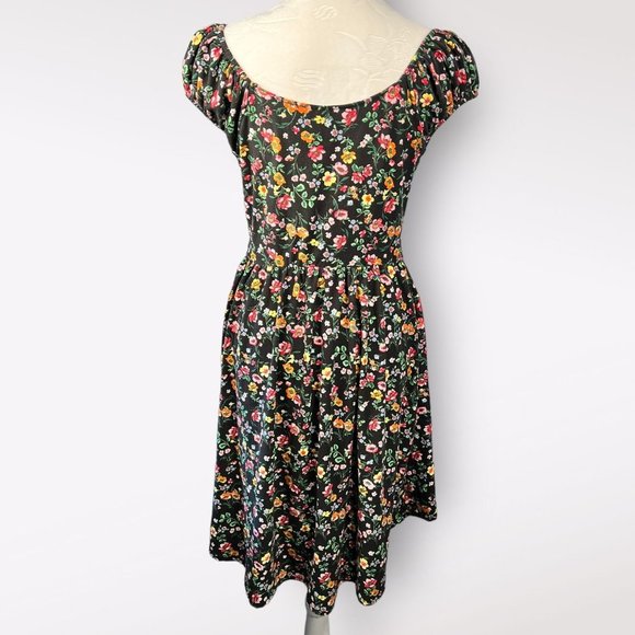 Women's Black Floral Hi Low Off Shoulder Dress Size Medium - Picture 5 of 8
